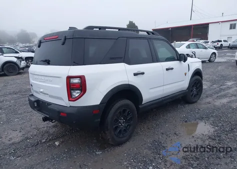 2025 Ford Bronco Sport Badlands z USA, uszkodzony, nr VIN 3FMCR9DA1SRE05812